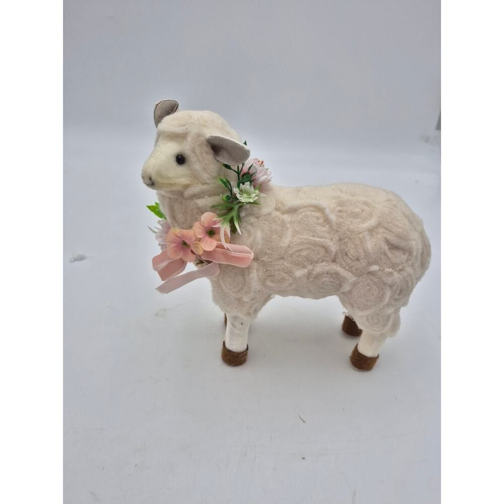 Resin Lambs W/Floral Garland‎ by Valerie Parr Hill "RARE' NIB - Picture 2 of 12